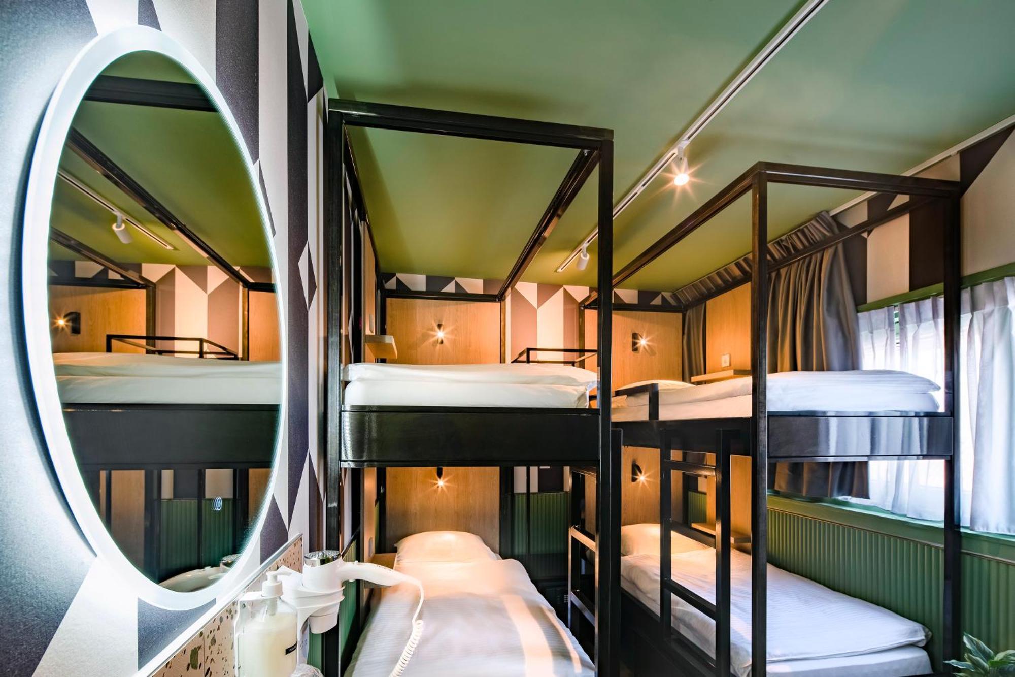 Tourist Inn Hotel Amsterdam Dış mekan fotoğraf