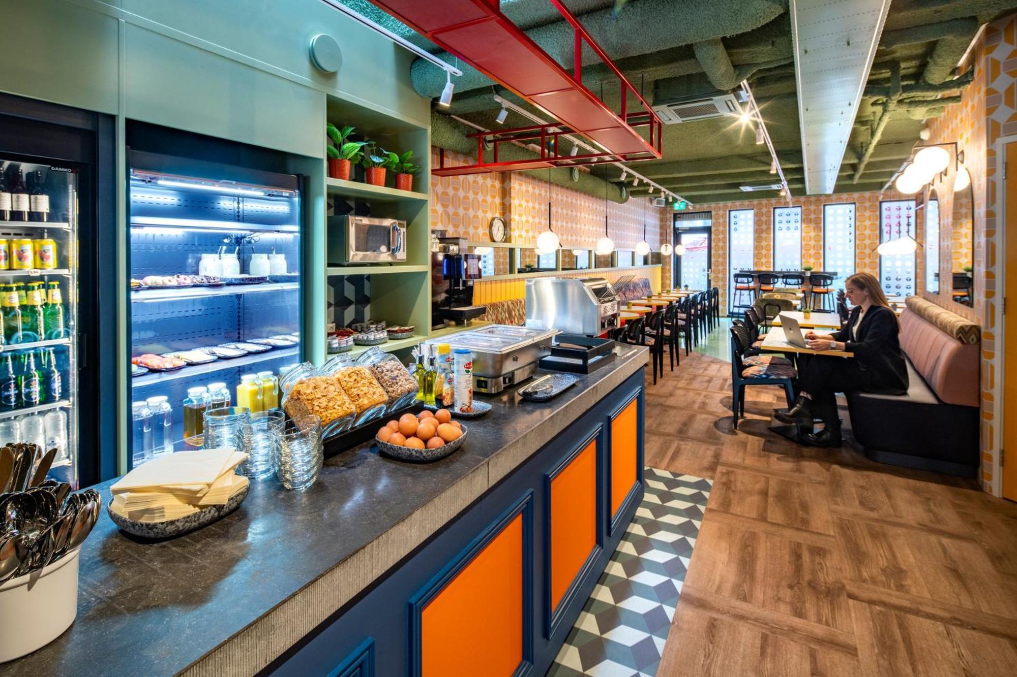 Tourist Inn Hotel Amsterdam Dış mekan fotoğraf