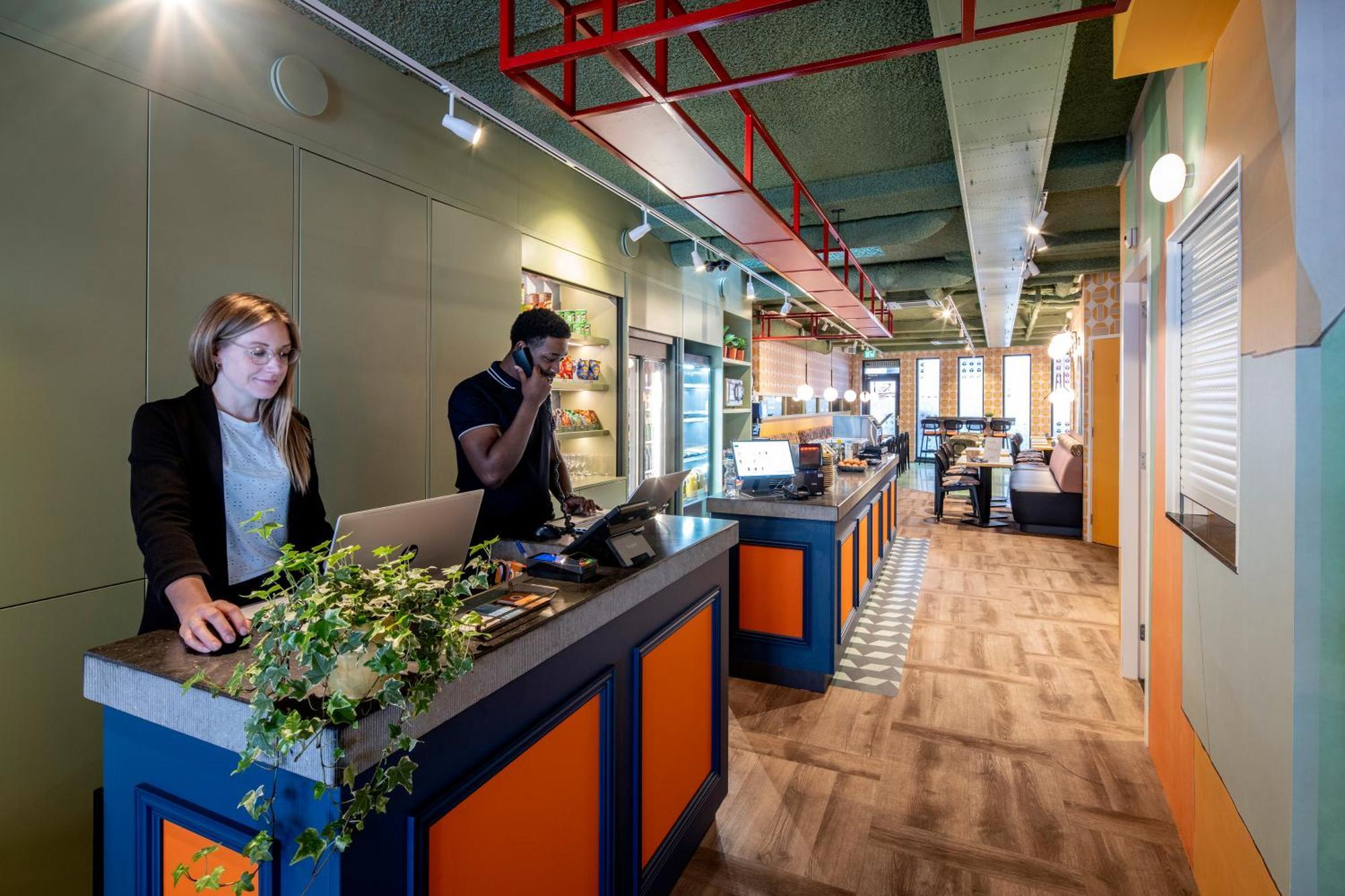 Tourist Inn Hotel Amsterdam Dış mekan fotoğraf